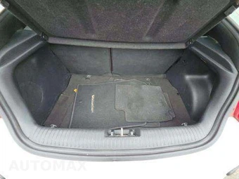 2013 Hyundai Veloster Turbo w/Blue Interior – miniatura 15