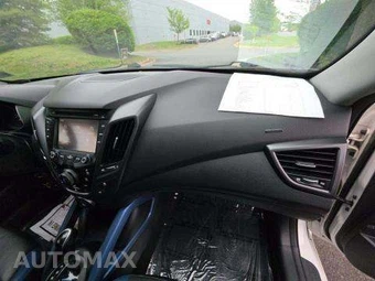 2013 Hyundai Veloster Turbo w/Blue Interior – miniatura 20