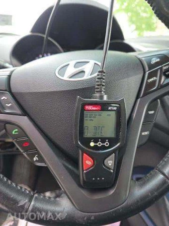 2013 Hyundai Veloster Turbo w/Blue Interior – miniatura 39
