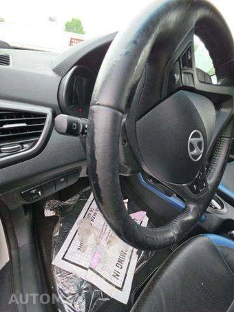 2013 Hyundai Veloster Turbo w/Blue Interior – miniatura 43