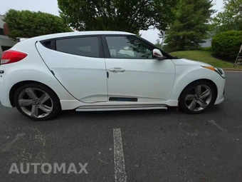 2013 Hyundai Veloster Turbo w/Blue Interior – miniatura 5