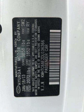 2013 Hyundai Veloster Turbo w/Blue Interior – miniatura 6