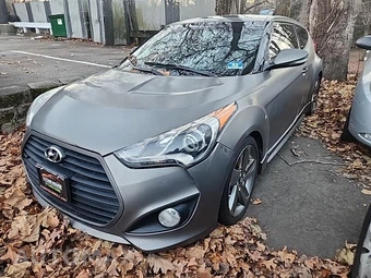 2013 Hyundai Veloster Turbo w/Blue Interior