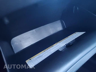 2013 Hyundai Veloster Turbo w/Blue Interior – miniatura 21