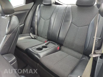 2013 Hyundai Veloster w/Black Interior – miniatura 13