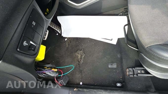 2013 Hyundai Veloster w/Black Interior – miniatura 30