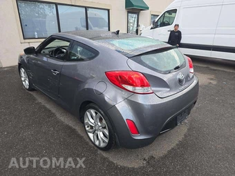 2013 Hyundai Veloster w/Black Interior – miniatura 2