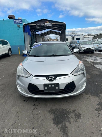 2013 Hyundai Veloster w/Black Interior - miniatura 13