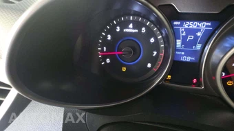 2013 Hyundai Veloster w/Black Interior – miniatura 44