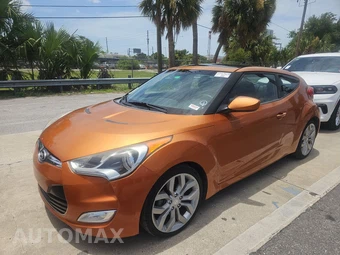 2013 Hyundai Veloster w/Black Interior