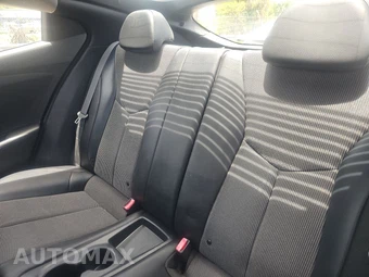 2013 Hyundai Veloster w/Black Interior – miniatura 13