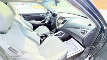 2013 Hyundai Veloster w/Gray Interior - miniatura 18