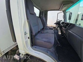 2013 Isuzu NPR HD Base Low Tilt – miniatura 15