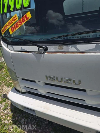 2013 Isuzu NPR HD Base Low Tilt – miniatura 18