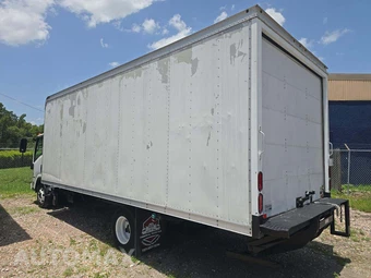 2013 Isuzu NPR HD Base Low Tilt – miniatura 2