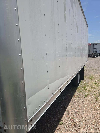 2013 Isuzu NPR HD Base Low Tilt – miniatura 20