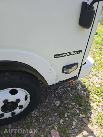 2013 Isuzu NPR HD Base Low Tilt – miniatura 23