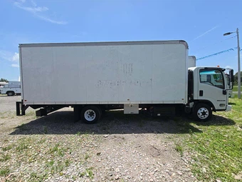 2013 Isuzu NPR HD Base Low Tilt – miniatura 4