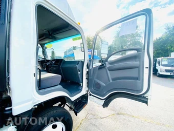 2013 Isuzu NPR – miniatura 19