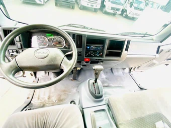 2013 Isuzu NPR – miniatura 21