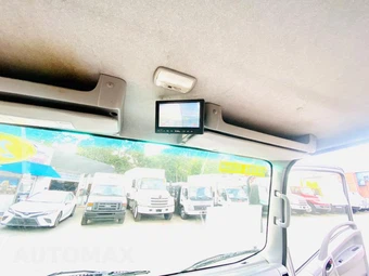 2013 Isuzu NPR – miniatura 23