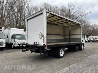 2013 Isuzu NQR Base – miniatura 4