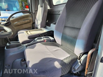2013 Isuzu NQR Base Low Tilt – miniatura 9