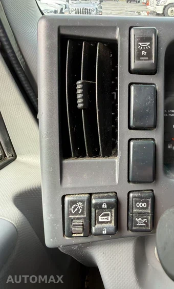 2013 Isuzu Pickup S – miniatura 12