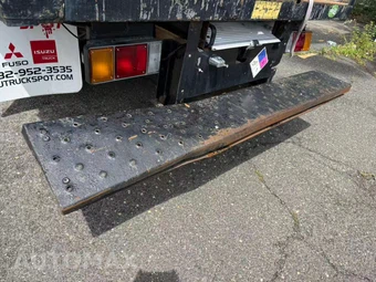 2013 Isuzu Pickup S – miniatura 24
