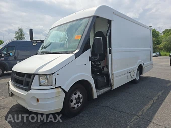 2013 Isuzu Reach — car from the USA, Manheim Buy-Now listing at AUTOMAX