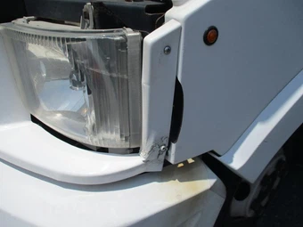 2013 Isuzu Reach – miniatura 21