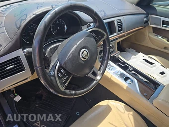 2013 Jaguar XF 3.0 – miniatura 10
