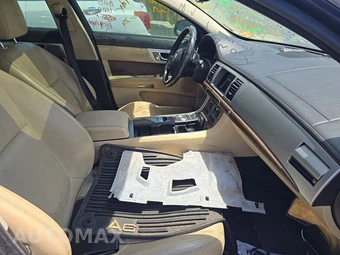 2013 Jaguar XF 3.0 – miniatura 8