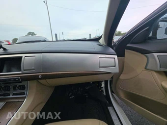 2013 Jaguar XF – miniatura 18
