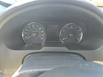 2013 Jaguar XF - miniatura 12