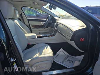 2013 Jaguar XF - miniatura 8