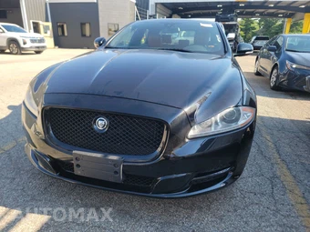 2013 Jaguar XJ – miniatura 2