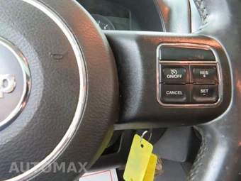 2013 Jeep Compass Latitude - miniatura 17
