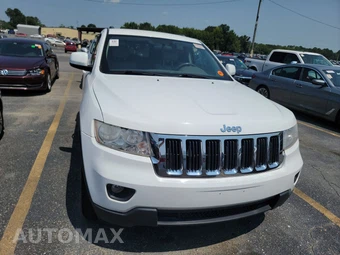 2013 Jeep Grand Cherokee Laredo – miniatura 2