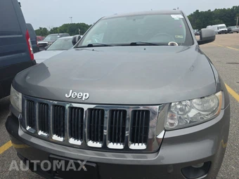 2013 Jeep Grand Cherokee Laredo - miniatura 2