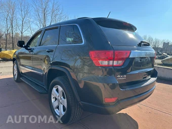2013 Jeep Grand Cherokee Laredo - miniatura 10