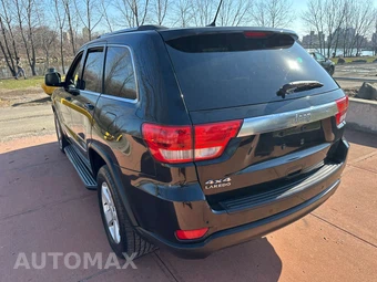 2013 Jeep Grand Cherokee Laredo - miniatura 13