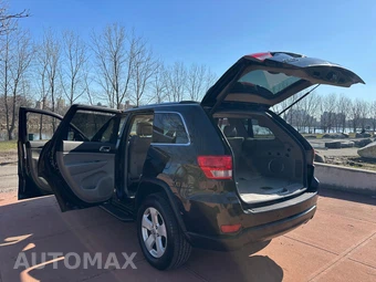 2013 Jeep Grand Cherokee Laredo - miniatura 26