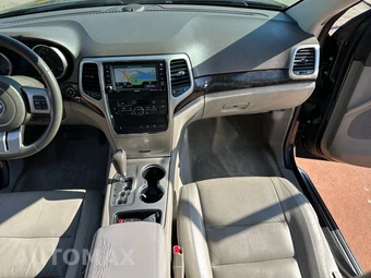 2013 Jeep Grand Cherokee Laredo - miniatura 29