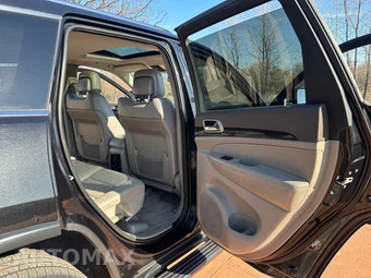 2013 Jeep Grand Cherokee Laredo - miniatura 47