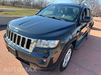 2013 Jeep Grand Cherokee Laredo - miniatura 8
