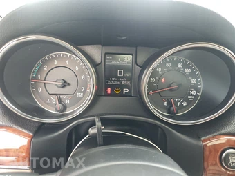 2013 Jeep Grand Cherokee Limited – miniatura 12