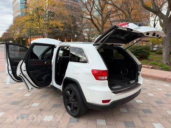 2013 Jeep Grand Cherokee Limited - miniatura 13
