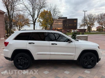 2013 Jeep Grand Cherokee Limited - miniatura 3