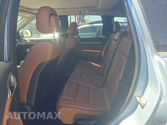 2013 Jeep Grand Cherokee Overland - miniatura 13